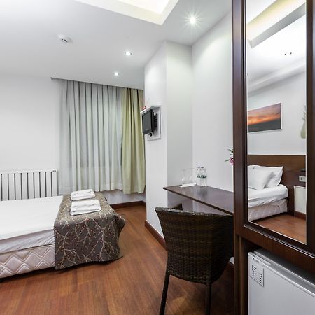 Buyukada Comfort Otel Adalar Zewnętrze zdjęcie