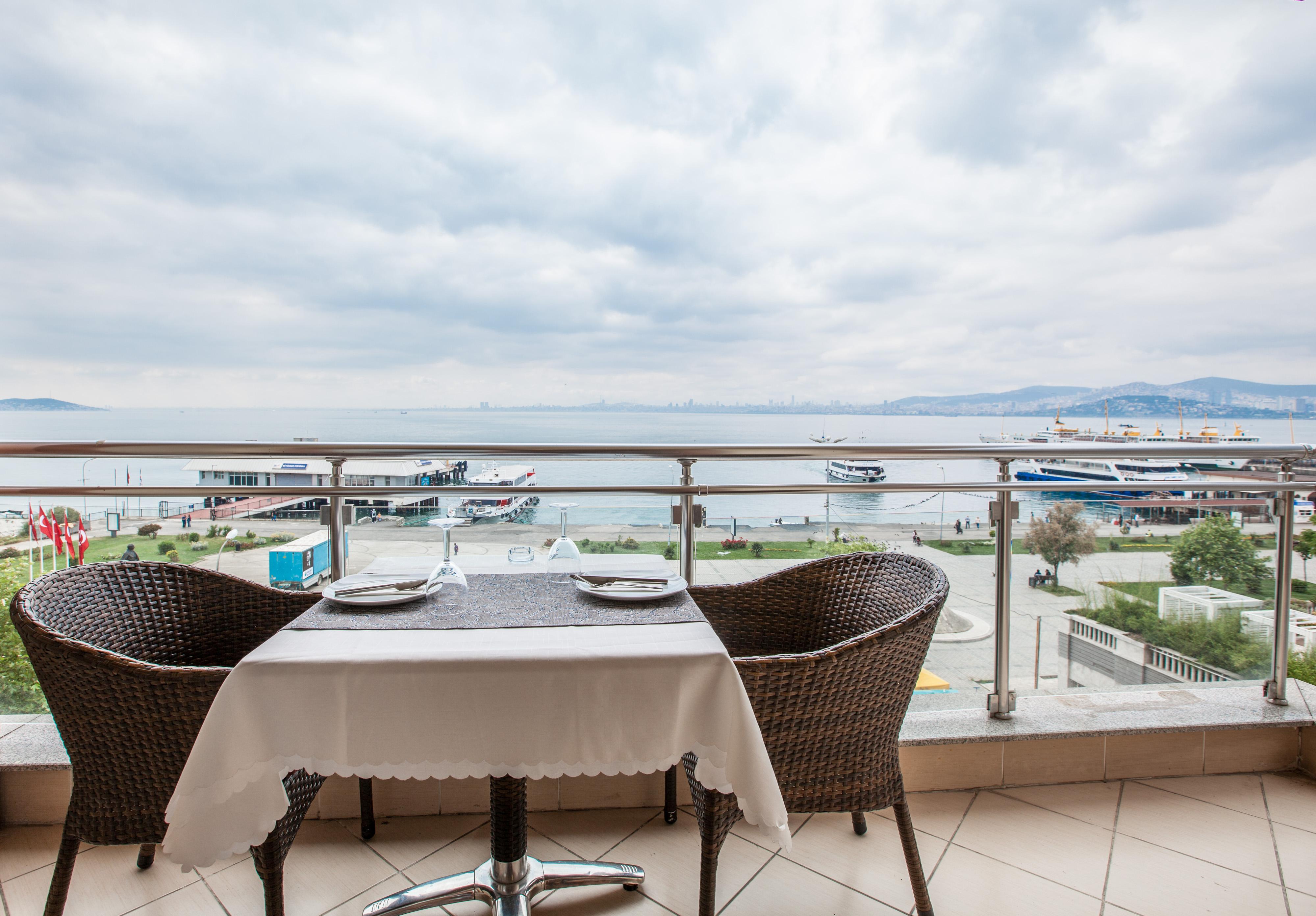 Buyukada Comfort Otel Adalar Zewnętrze zdjęcie
