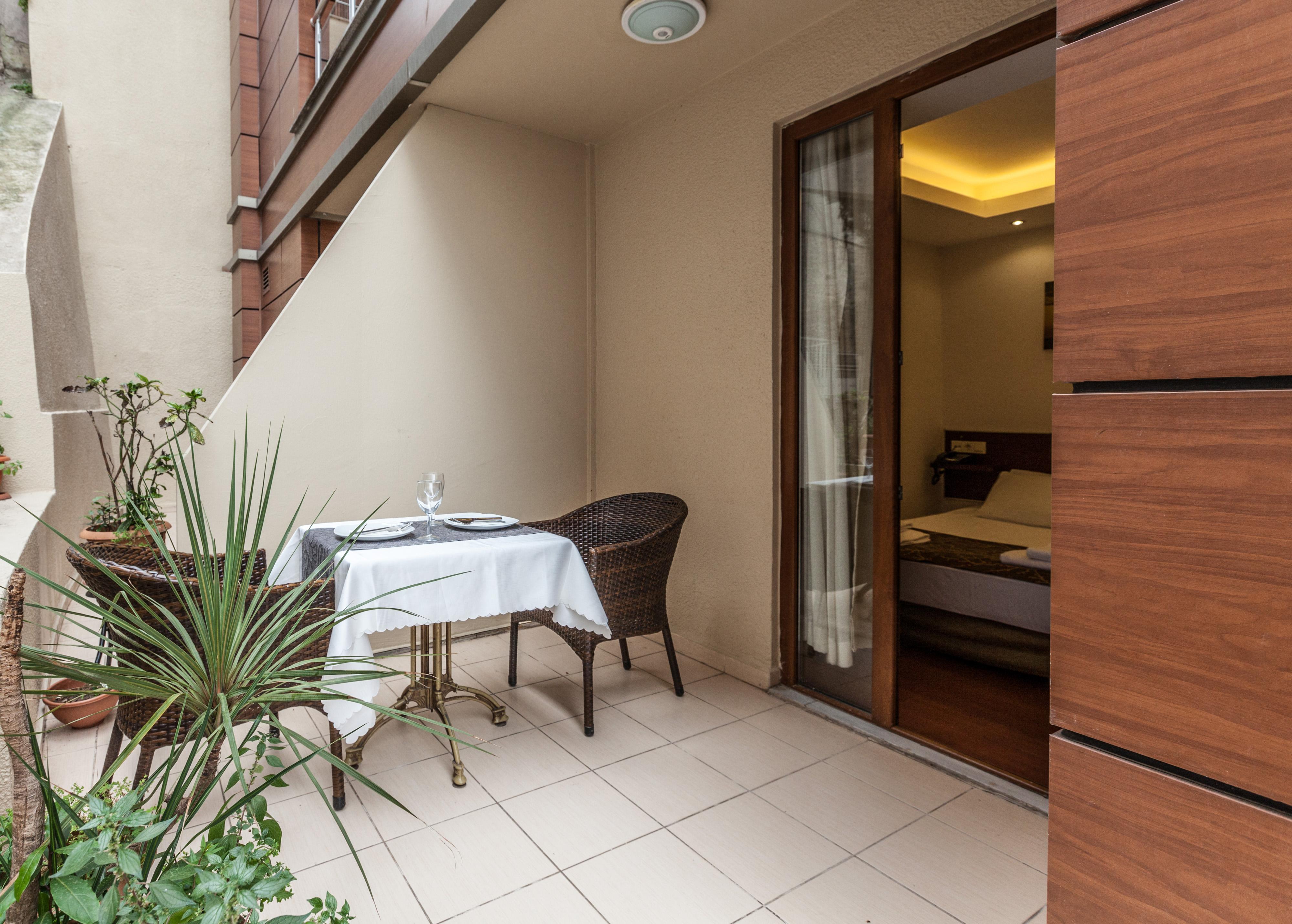 Buyukada Comfort Otel Adalar Zewnętrze zdjęcie