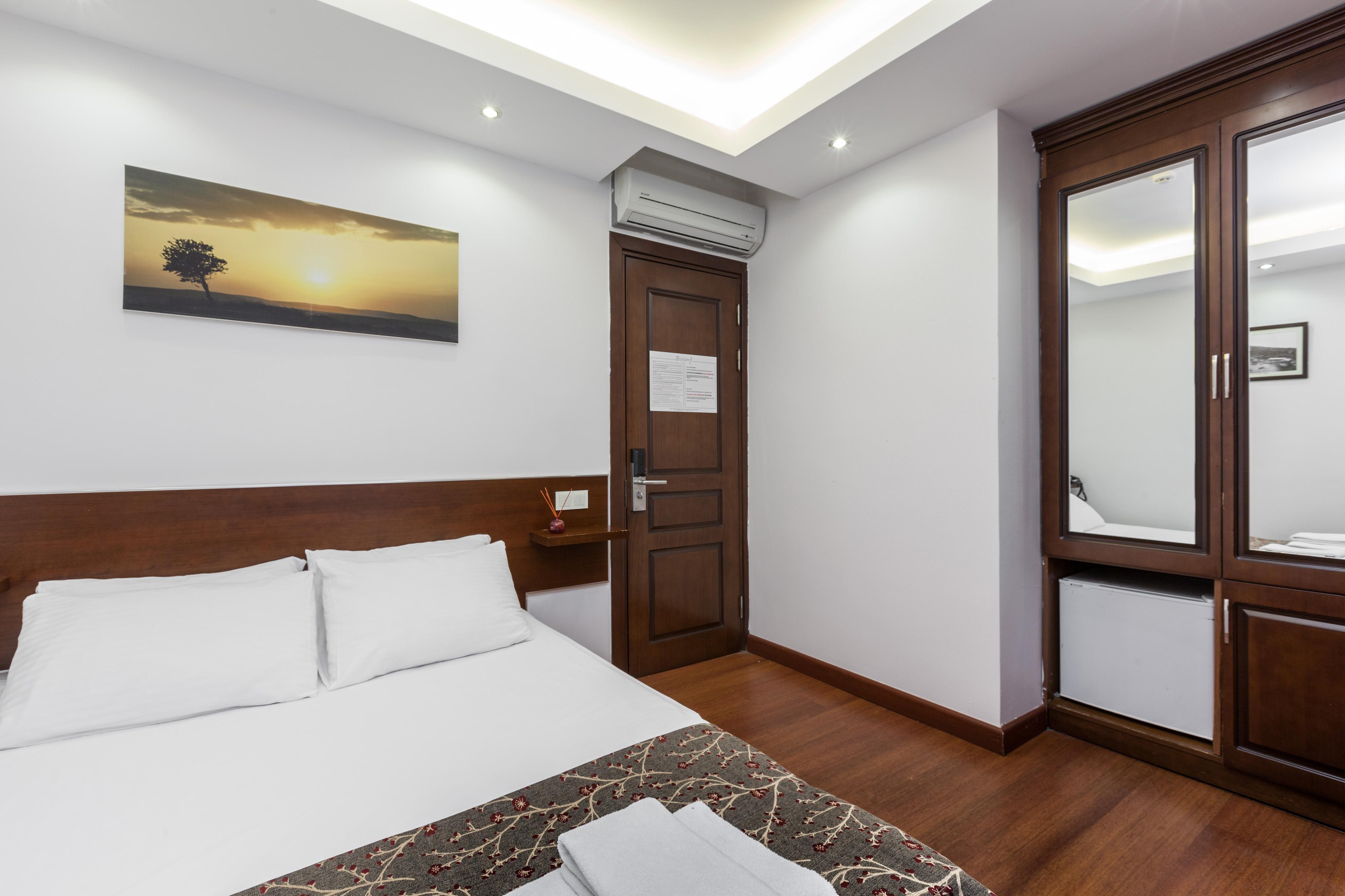 Buyukada Comfort Otel Adalar Zewnętrze zdjęcie