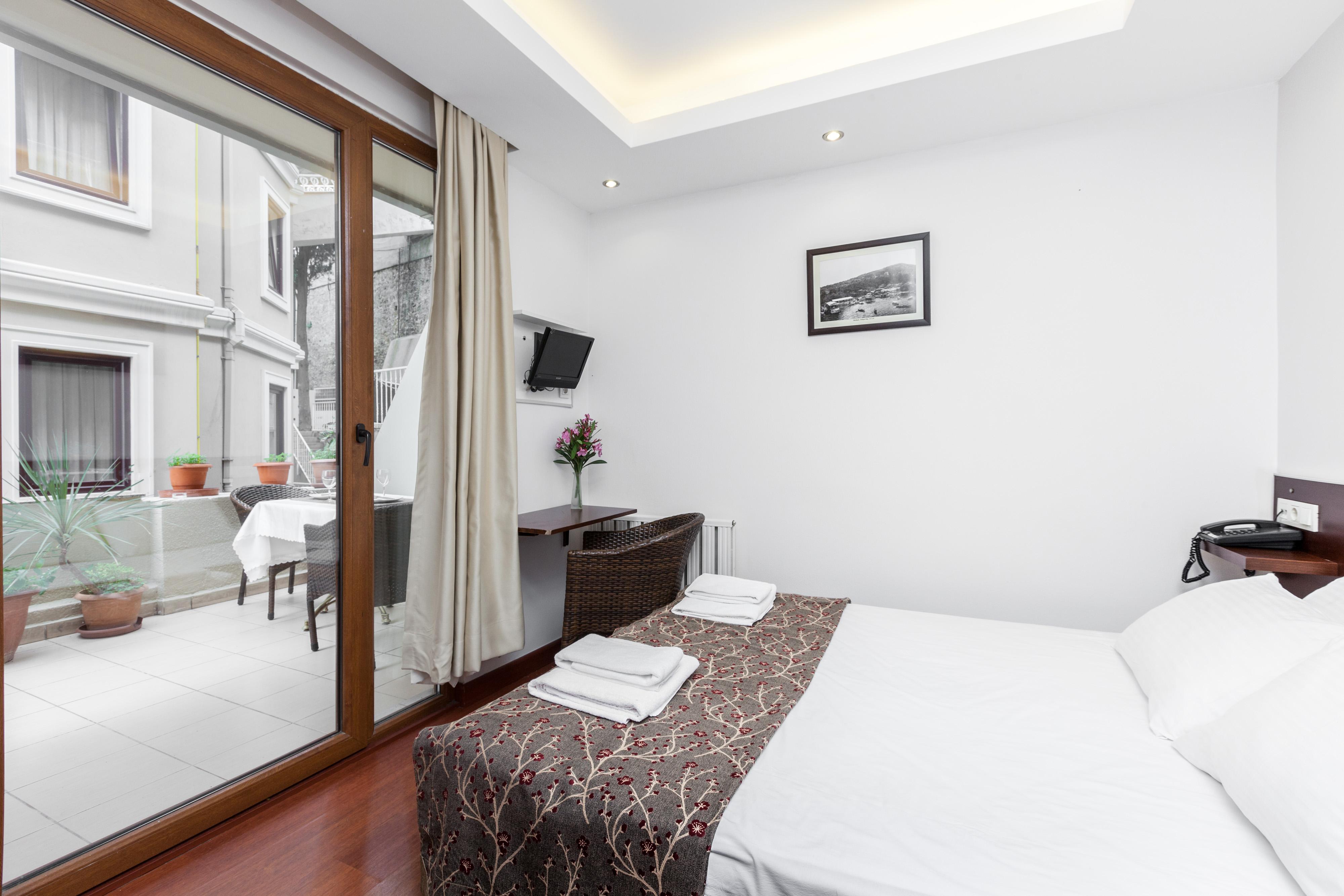 Buyukada Comfort Otel Adalar Zewnętrze zdjęcie