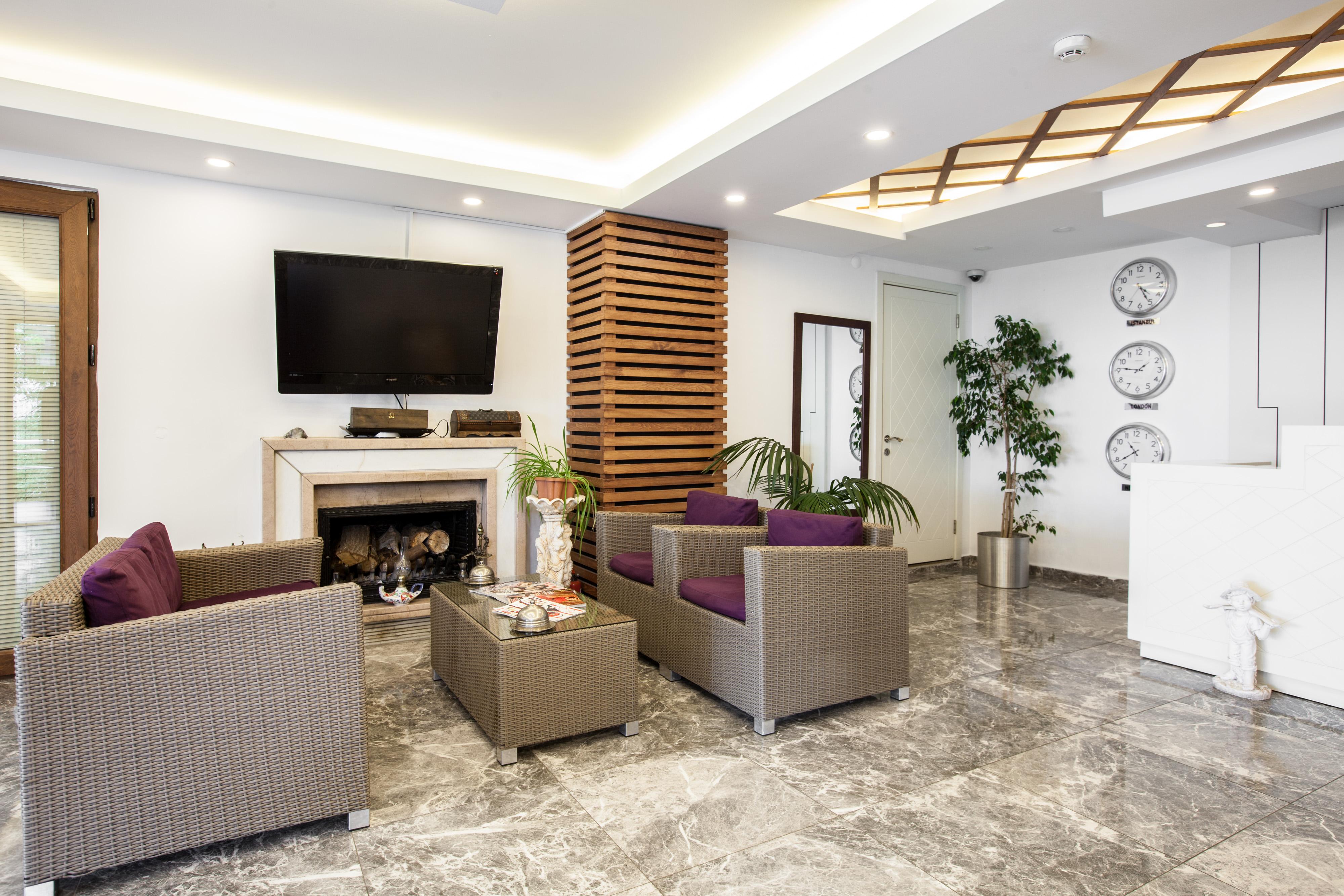 Buyukada Comfort Otel Adalar Zewnętrze zdjęcie