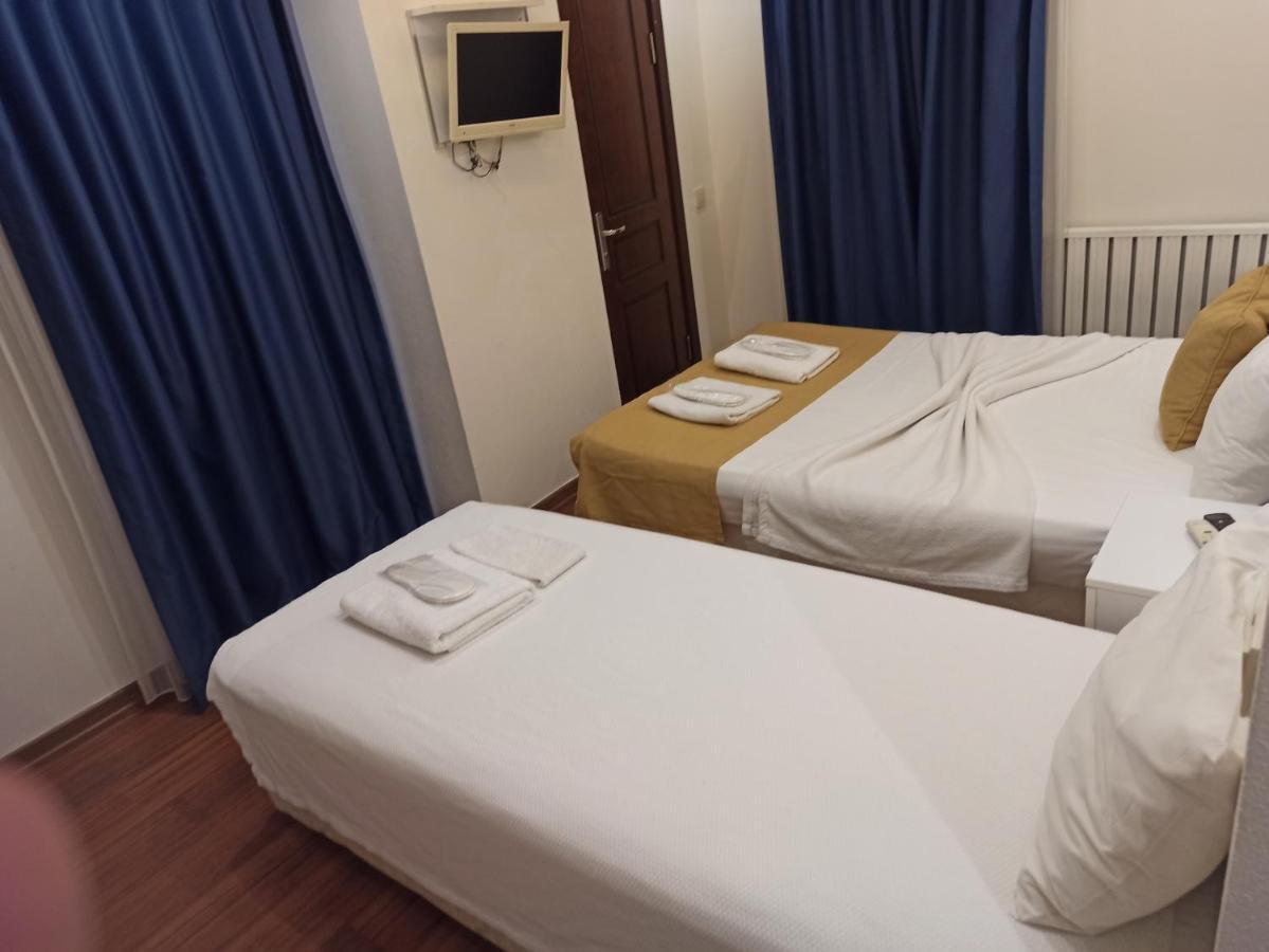 Buyukada Comfort Otel Adalar Zewnętrze zdjęcie