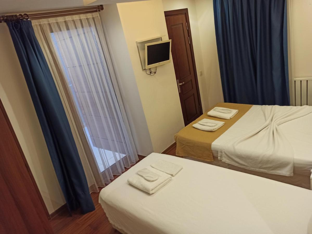 Buyukada Comfort Otel Adalar Zewnętrze zdjęcie