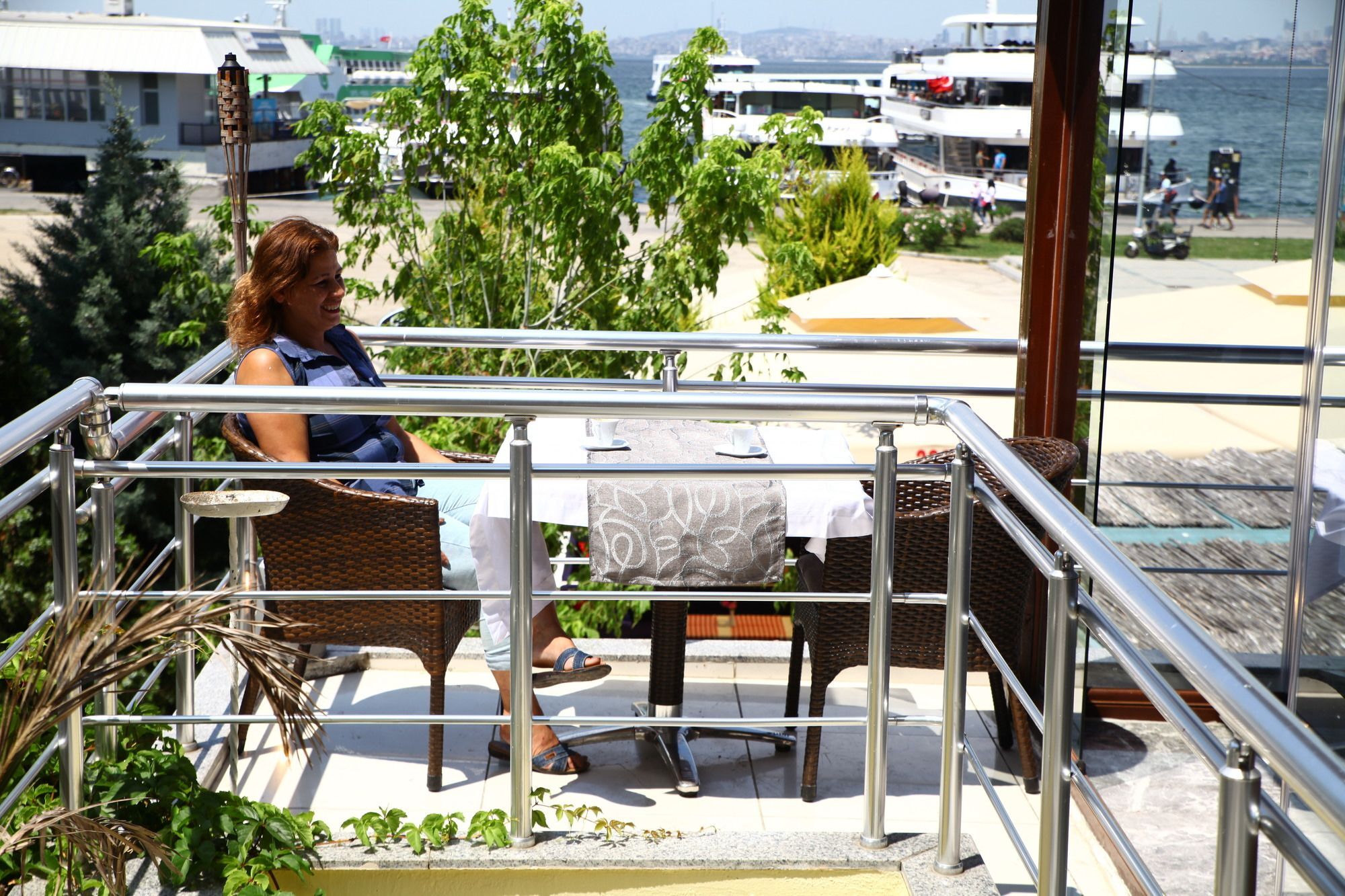 Buyukada Comfort Otel Adalar Zewnętrze zdjęcie