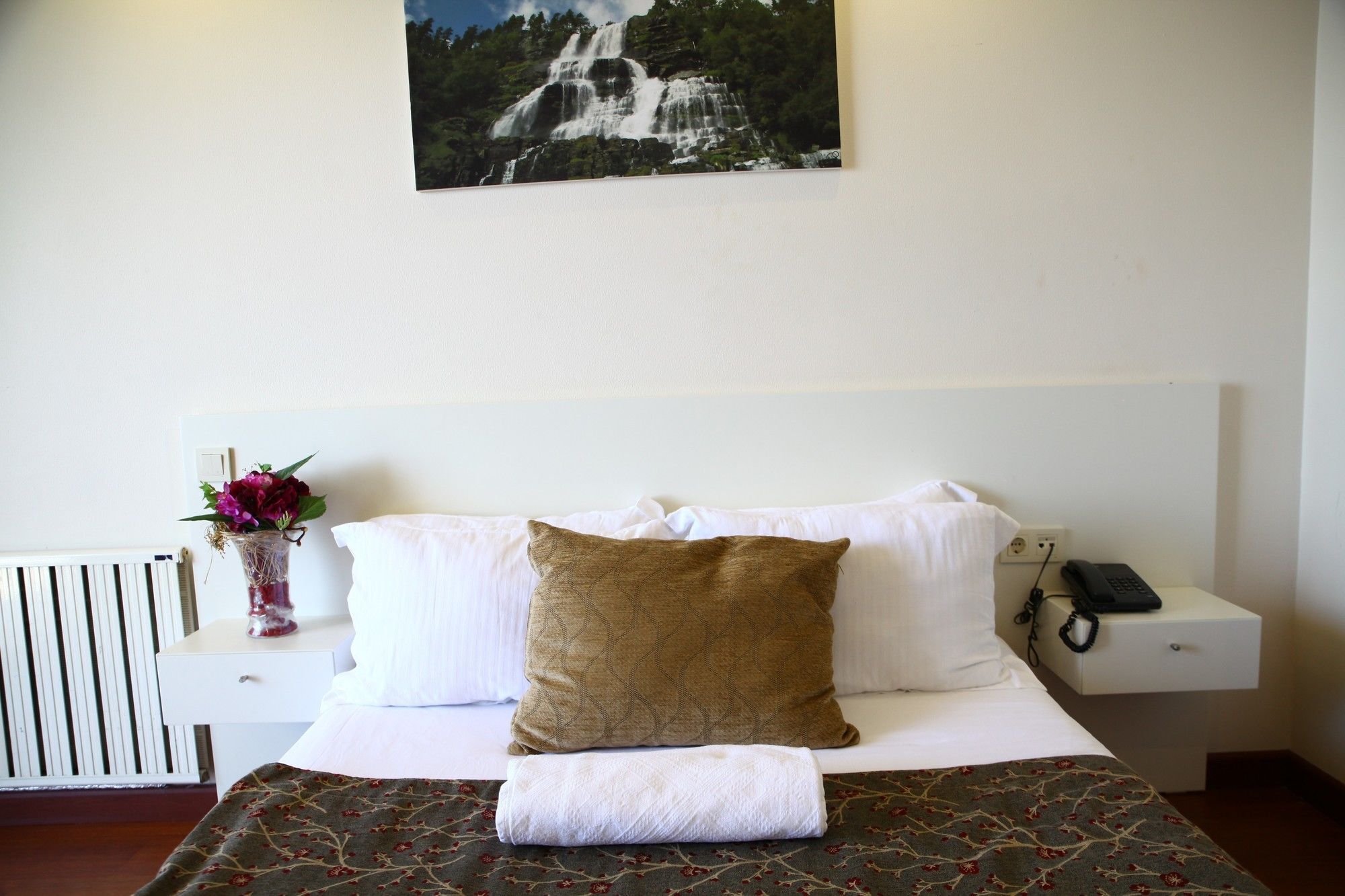 Buyukada Comfort Otel Adalar Zewnętrze zdjęcie