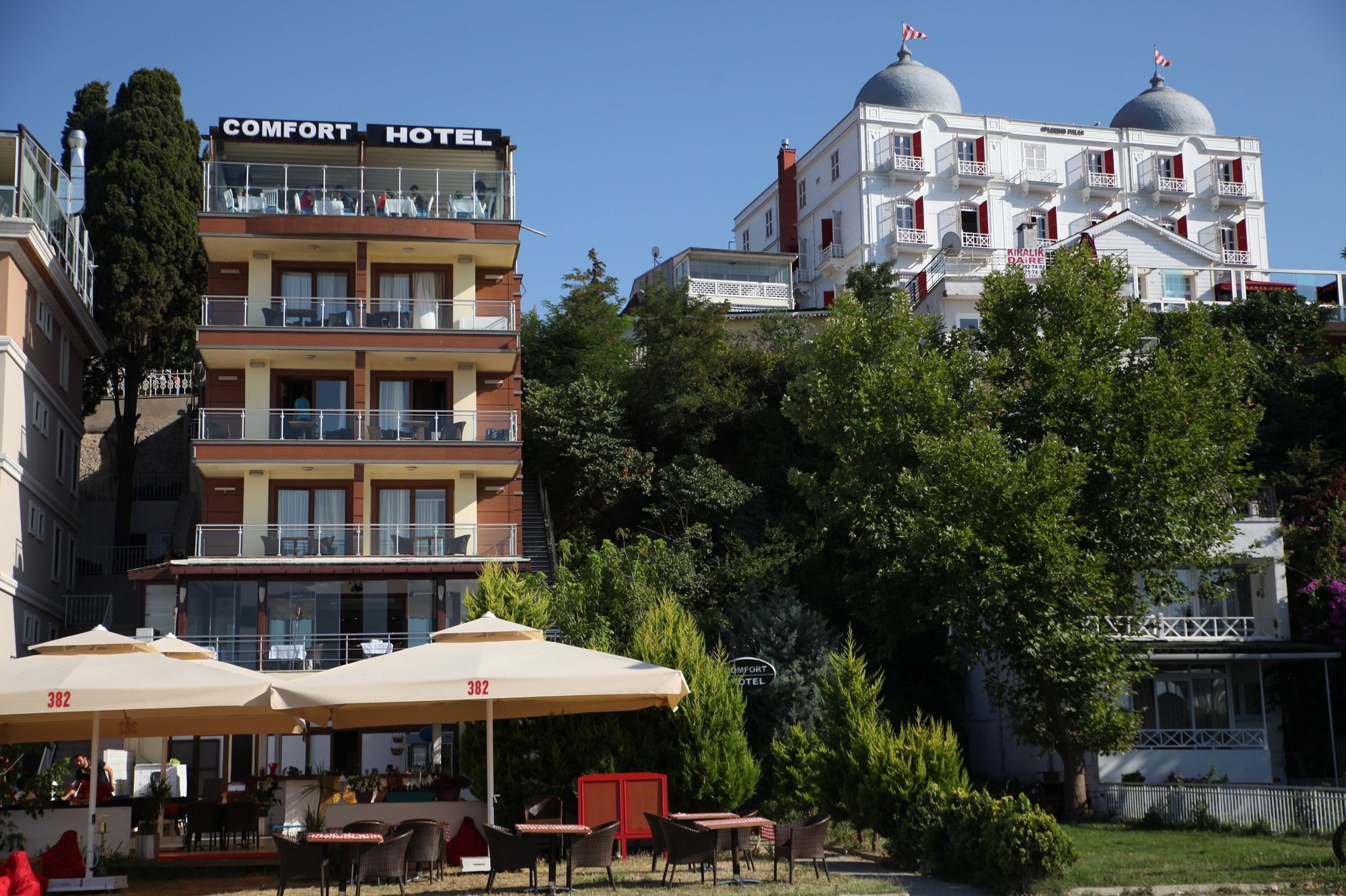 Buyukada Comfort Otel Adalar Zewnętrze zdjęcie