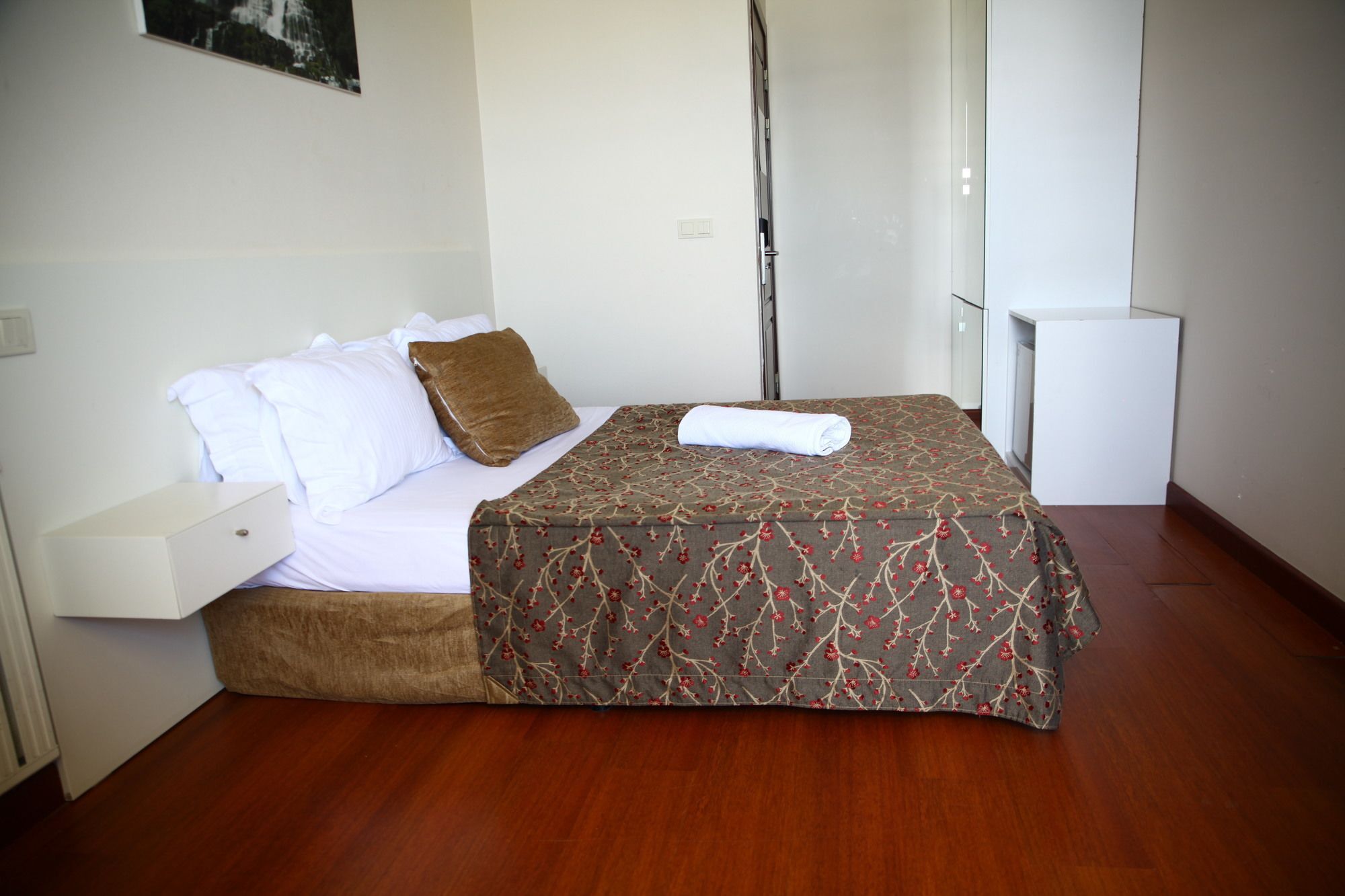 Buyukada Comfort Otel Adalar Zewnętrze zdjęcie